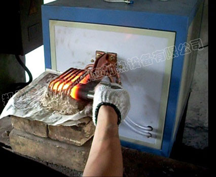 ���l�t�����^�M��͸���