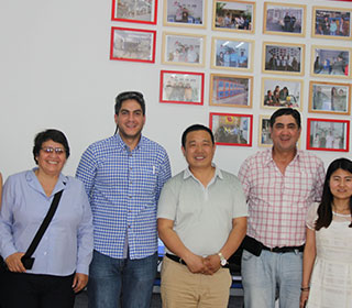 �����͑�